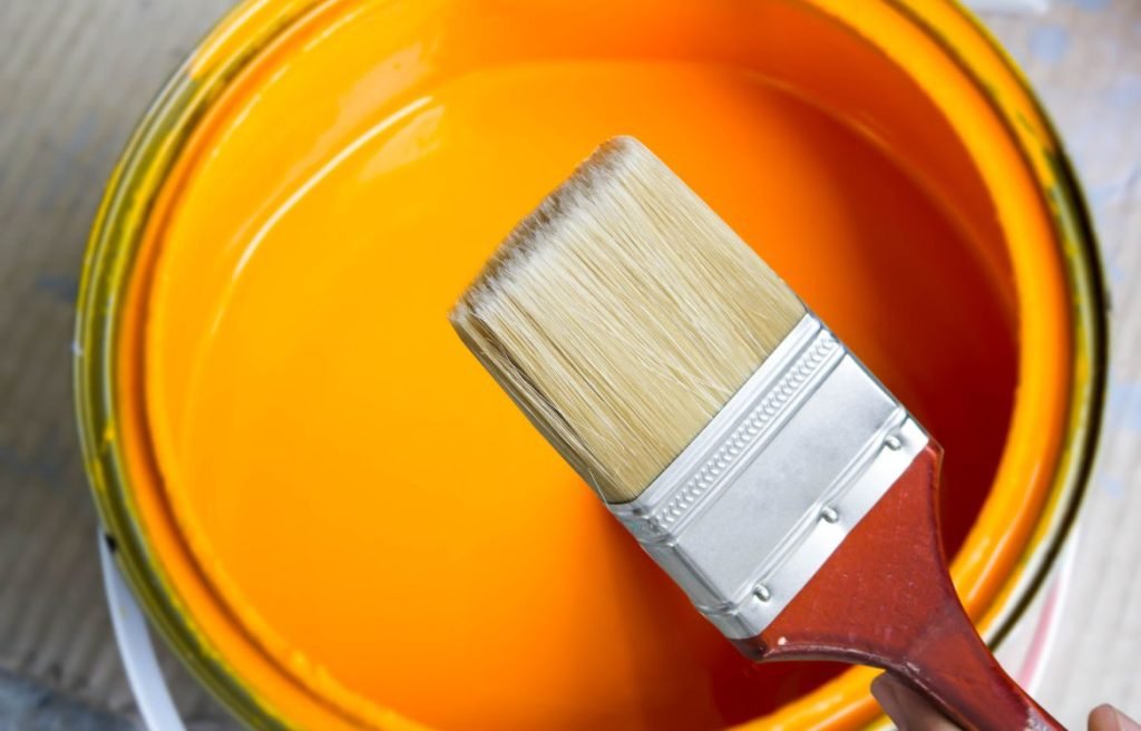 Orange paint